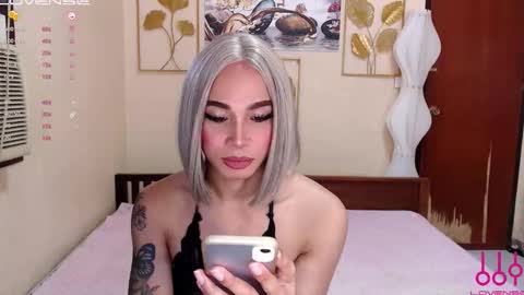 sweetkatniss online show from 09.17.25