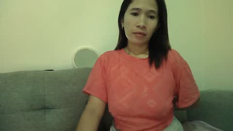 Snapshot of sweetfilipinawet chatting on 12.05.24 Stacy online show from 12.05.24