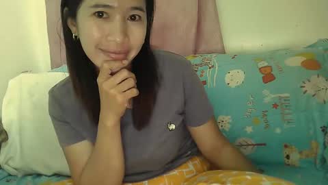 Snapshot of sweetfilipinawet chatting on 02.12.25 Stacy online show from 02.12.25