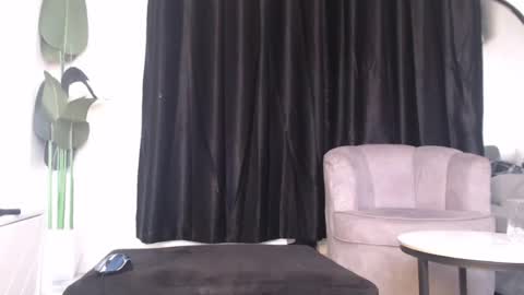 your favourite berry online show from 07.18.26