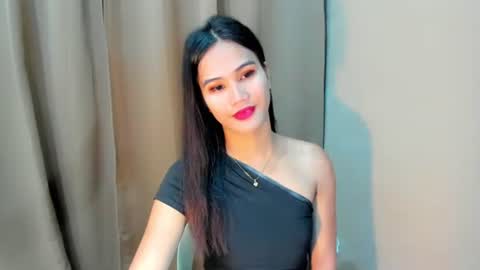 sweetgirl_latina143 online show from 09.11.25