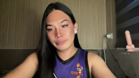 Snapshot of sweetgirl_rhainexxx chatting on 06.19.26 sweetgirl_rhainexxx online show from 06.19.26