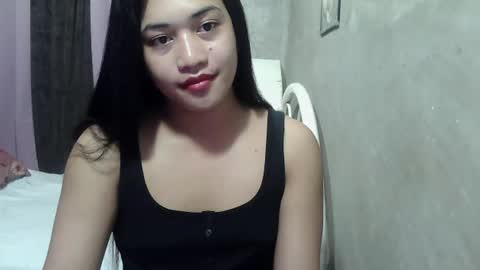 Snapshot of sweetgirly_jessa chatting on 06.14.26 sweetgirly_jessa online show from 06.14.26