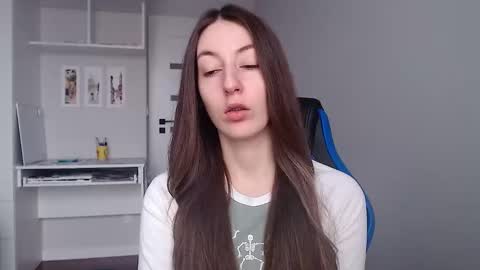 Emma  online show from 02.05.26