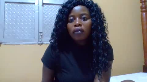 Snapshot of sweetib1 chatting on 01.10.25 sweetib1 online show from 01.10.25