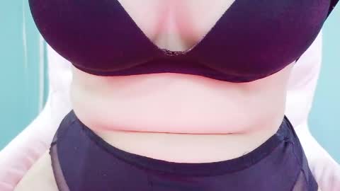 sweetie_bae99 online show from 05.18.26