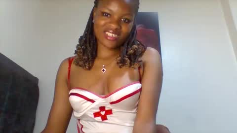 Snapshot of sweetie_lee chatting on 11.29.25 sweetie lee online show from 11.29.25