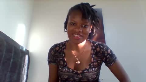 Snapshot of sweetie_lee chatting on 12.15.25 sweetie lee online show from 12.15.25