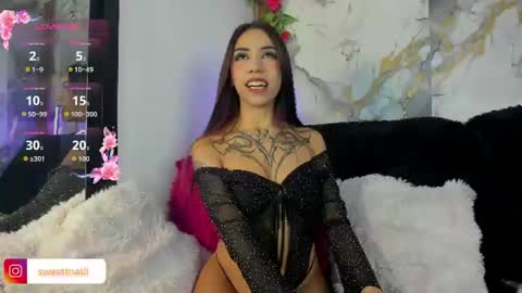 Nati  independent model online show from 06.11.26