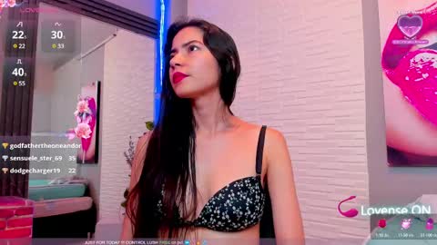 Snapshot of sweetieandjuiicy chatting on 03.01.25 Call me Nataly  online show from 03.01.25