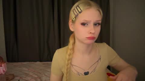 Snapshot of sweetielis chatting on 01.16.25 sweetie Lisa3 online show from 01.16.25