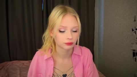 Snapshot of sweetielis chatting on 01.19.25 sweetie Lisa3 online show from 01.19.25