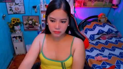 Nicole online show from 03.05.25