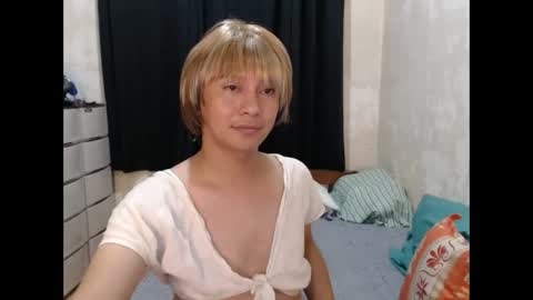 Snapshot of sweetinocent69xxx chatting on 04.30.26 Sweet Inocent online show from 04.30.26