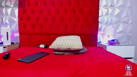 Lauren online show from 03.04.25