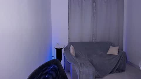 Snapshot of sweetlian_04 chatting on 03.09.25 Lian online show from 03.09.25