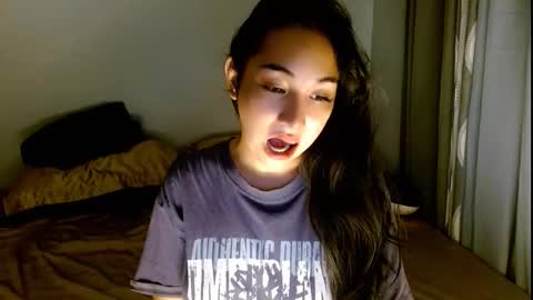 Snapshot of sweetlilly_18 chatting on 03.01.26 Lilly online show from 03.01.26