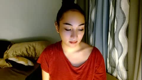 Snapshot of sweetlilly_18 chatting on 03.26.26 Lilly online show from 03.26.26