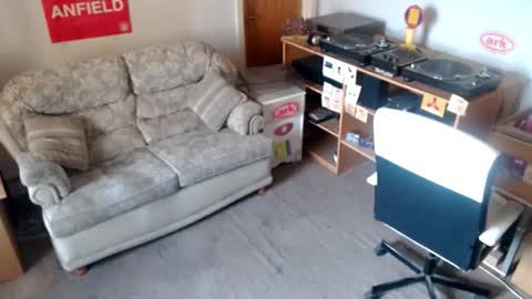 Snapshot of sweetlouise69 chatting on 03.28.26 sweetlouise69 online show from 03.28.26