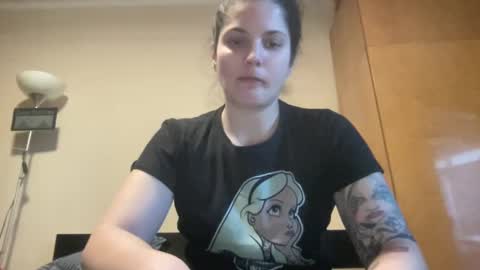 Snapshot of sweetmandyy chatting on 01.10.25 sweetmandyy online show from 01.10.25