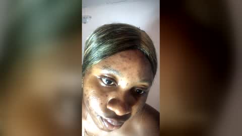 Snapshot of sweetness755325 chatting on 12.22.25 sweetness755325 online show from 12.22.25