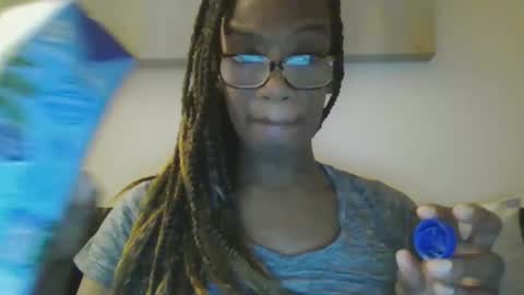 Snapshot of sweetness_cool chatting on 01.21.25 sweetness_cool online show from 01.21.25