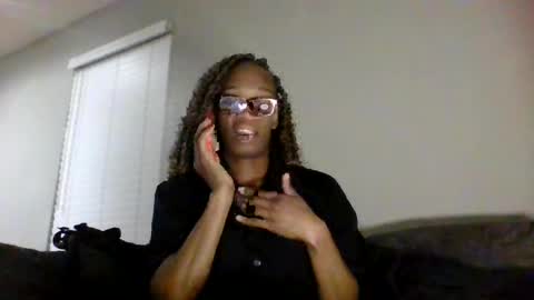 Snapshot of sweetness_cool chatting on 10.11.25 sweetness_cool online show from 10.11.25