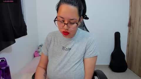 Snapshot of sweetnoah04 chatting on 10.14.25 Noah online show from 10.14.25