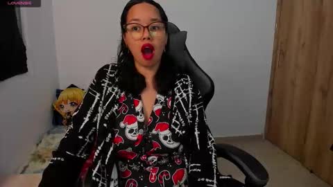 Snapshot of sweetnoah04 chatting on 12.02.25 Noah online show from 12.02.25