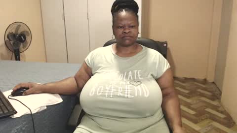 Snapshot of sweetnoziexxx chatting on 07.25.26 sweetnoziexxx online show from 07.25.26