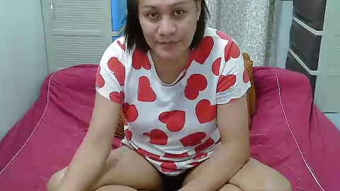 Snapshot of sweetpearlts4u chatting on 11.21.25 sam online show from 11.21.25