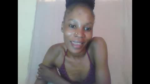 Snapshot of sweetpetite254 chatting on 01.25.25 ESTHER online show from 01.25.25