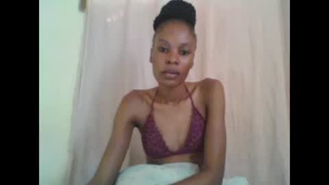 Snapshot of sweetpetite254 chatting on 01.31.25 ESTHER online show from 01.31.25