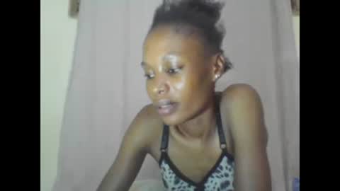 Snapshot of sweetpetite254 chatting on 02.01.25 ESTHER online show from 02.01.25
