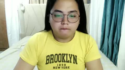 Snapshot of sweetprincess_athena chatting on 03.12.25 Princess Ella online show from 03.12.25