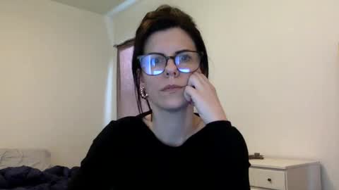 Snapshot of sweetriddance chatting on 11.27.25 sweetriddance online show from 11.27.25