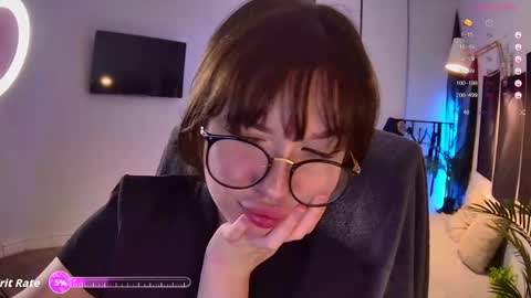 Snapshot of sweetriso chatting on 06.02.26 Alice online show from 06.02.26