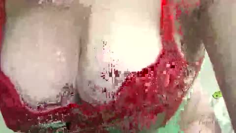 Snapshot of sweetrosiered chatting on 11.05.25 sweetrosiered online show from 11.05.25