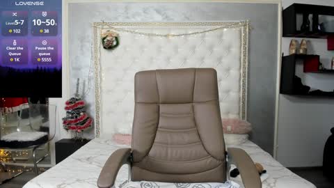 Goddess Allysse online show from 01.11.25