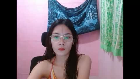 Snapshot of sweetsexygirl20 chatting on 05.05.26 Mia online show from 05.05.26