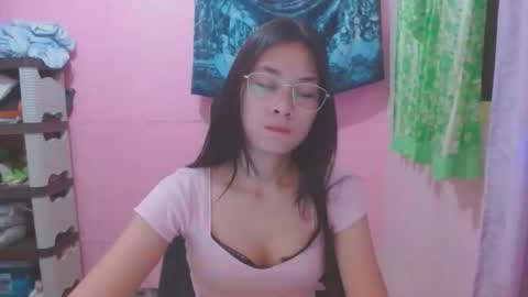 Snapshot of sweetsexygirl20 chatting on 05.07.26 Mia online show from 05.07.26