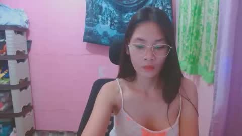 Snapshot of sweetsexygirl20 chatting on 05.07.26 Mia online show from 05.07.26