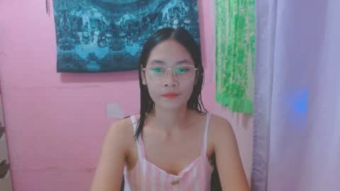 Snapshot of sweetsexygirl20 chatting on 06.30.26 Mia online show from 06.30.26