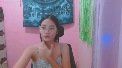 Snapshot of sweetsexygirl20 chatting on 07.01.26 Mia online show from 07.01.26