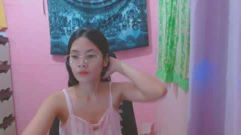 Snapshot of sweetsexygirl20 chatting on 07.07.26 Mia online show from 07.07.26