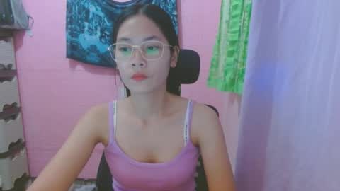 Snapshot of sweetsexygirl20 chatting on 07.12.26 Mia online show from 07.12.26