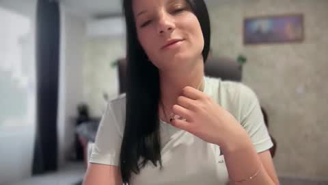 Sweet Shy online show from 06.03.26