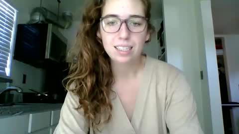 Snapshot of sweetsocalgirl chatting on 01.12.25 sweetsocalgirl online show from 01.12.25