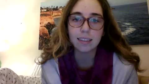 Snapshot of sweetsocalgirl chatting on 11.18.25 sweetsocalgirl online show from 11.18.25