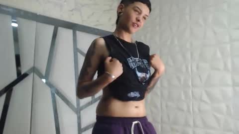 Snapshot of sweetsubmissive_rs chatting on 04.22.26 sweetsubmissive rs online show from 04.22.26